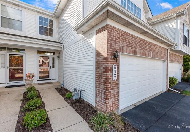 827 Riding Lane 827, St. Charles, IL 60174