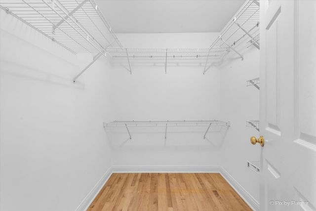 827 Riding Lane 827, St. Charles, IL 60174