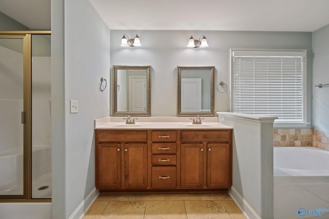 114 Somerset Park Drive, Huntsville, AL 35811