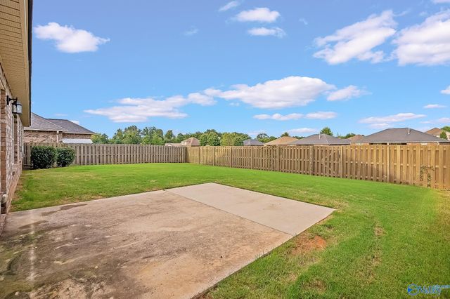 114 Somerset Park Drive, Huntsville, AL 35811