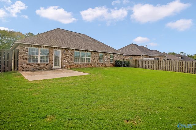 114 Somerset Park Drive, Huntsville, AL 35811