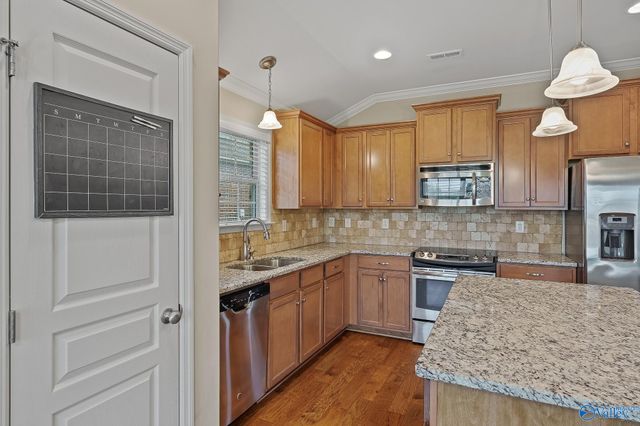 114 Somerset Park Drive, Huntsville, AL 35811