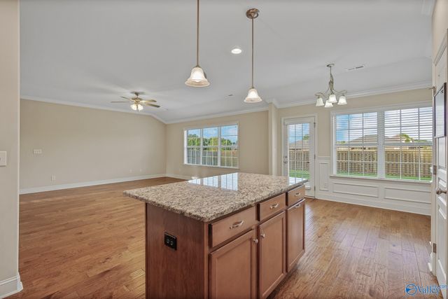 114 Somerset Park Drive, Huntsville, AL 35811