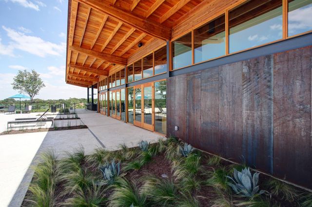 800 High Summit DR, Georgetown, TX 78628