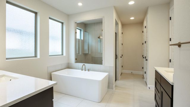 800 High Summit DR, Georgetown, TX 78628