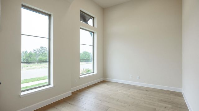 800 High Summit DR, Georgetown, TX 78628