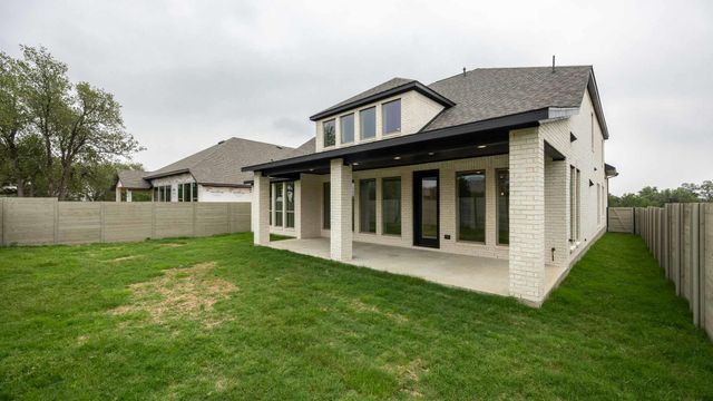 800 High Summit DR, Georgetown, TX 78628