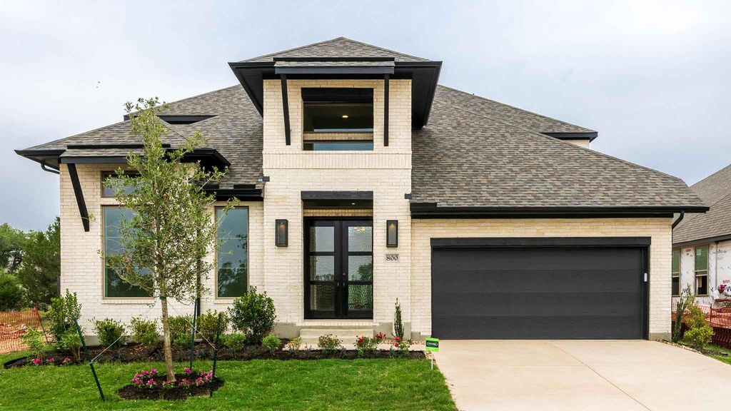 800 High Summit DR, Georgetown, TX 78628