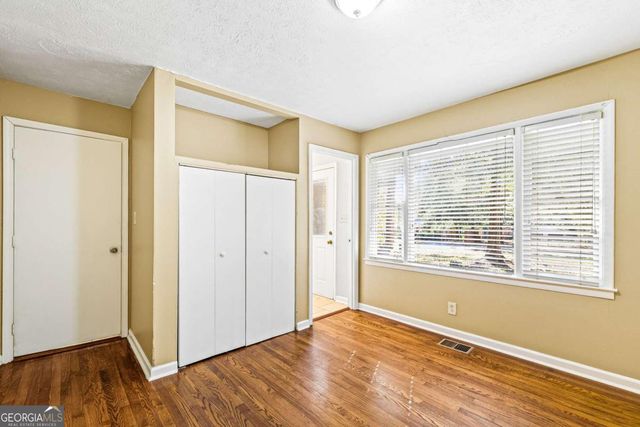 1334 Jennie Lane, Lilburn, GA 30047