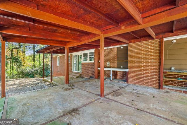 1334 Jennie Lane, Lilburn, GA 30047