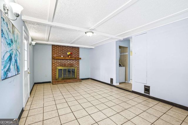 1334 Jennie Lane, Lilburn, GA 30047