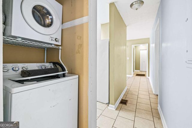 1334 Jennie Lane, Lilburn, GA 30047