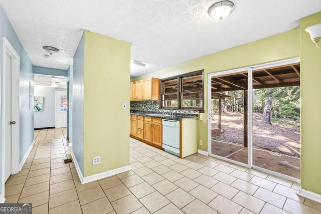 1334 Jennie Lane, Lilburn, GA 30047