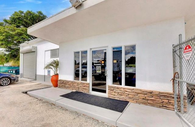 2108 ORANGE Avenue, Fort Pierce, FL 34950