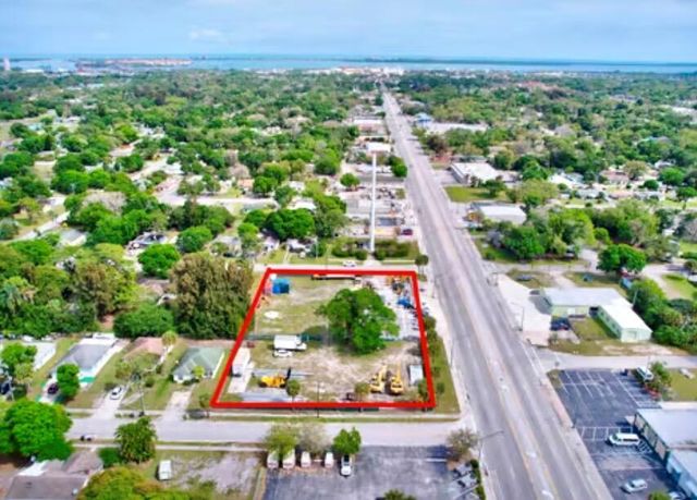 2108 ORANGE Avenue, Fort Pierce, FL 34950