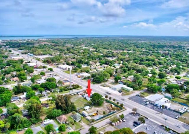 2108 ORANGE Avenue, Fort Pierce, FL 34950