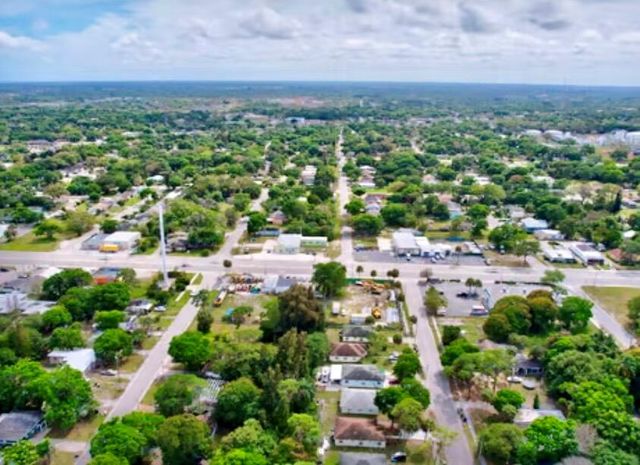 2108 ORANGE Avenue, Fort Pierce, FL 34950