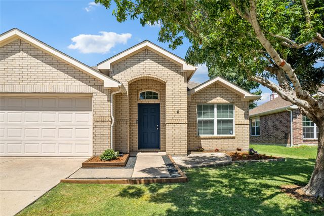 1824 Barton Springs Drive, Little Elm, TX 75068