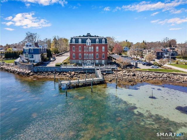 25 Orchard Street 21, Stonington, CT 06378