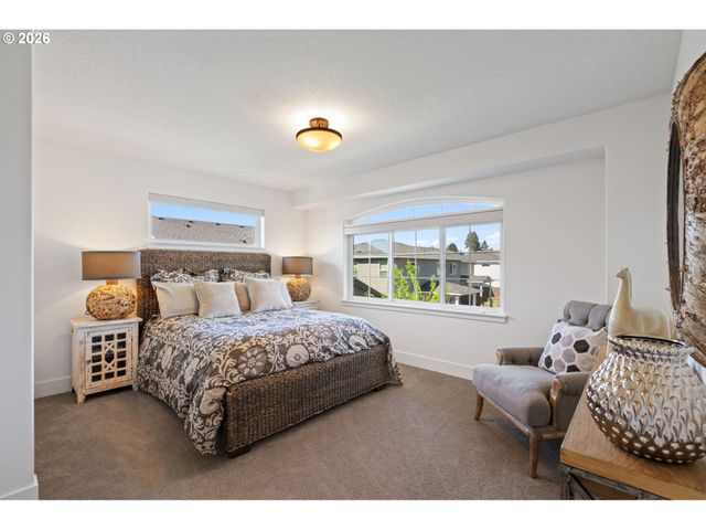 15111 Ne 93RD St, Vancouver, WA 98682
