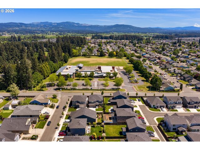 15111 Ne 93RD St, Vancouver, WA 98682
