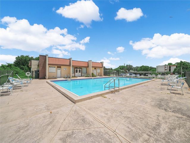 1130 N LAKE PARKER AVENUE A308, Lakeland, FL 33805