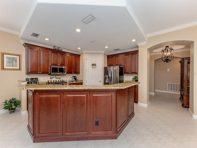 114 BELLA VISTA TERRACE 6B, North Venice, FL 34275