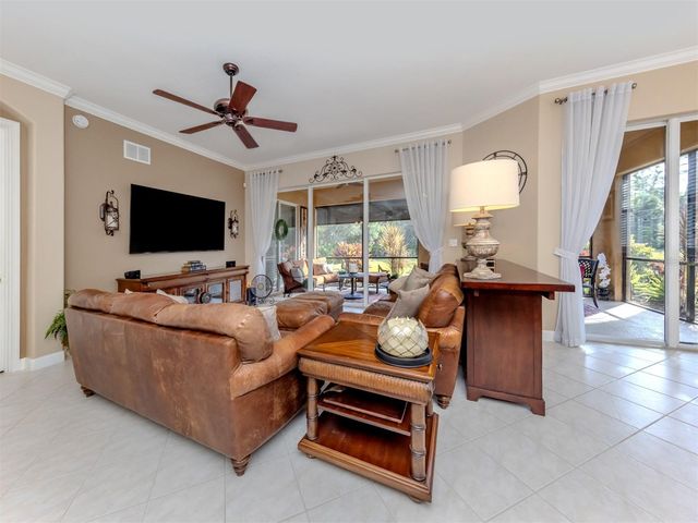 114 BELLA VISTA TERRACE 6B, North Venice, FL 34275