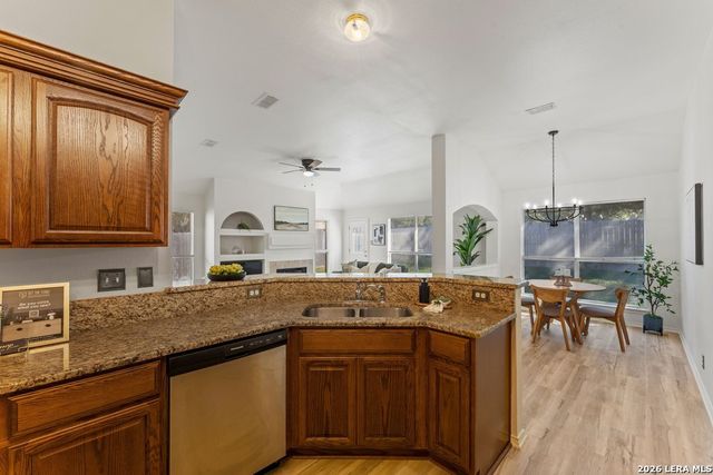 13127 Forum Rd, Universal City, TX 78148