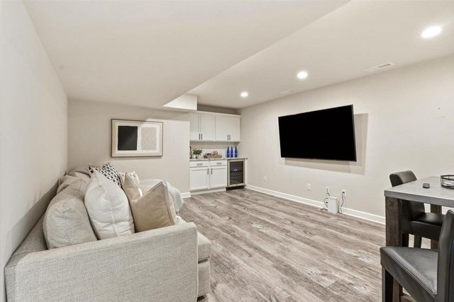 N66W27847 Maple STREET, Sussex, WI 53089