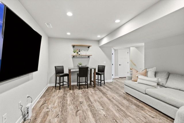N66W27847 Maple STREET, Sussex, WI 53089
