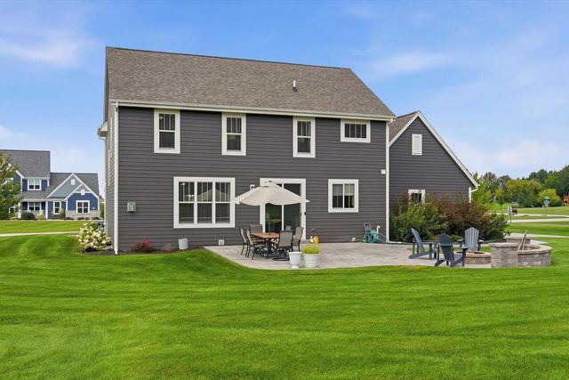 N66W27847 Maple STREET, Sussex, WI 53089