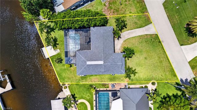 3813 12th PL, Cape Coral, FL 33904