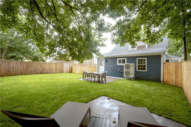 57 Callender Avenue, Newport, RI 02840