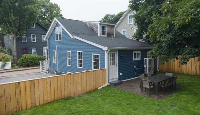 57 Callender Avenue, Newport, RI 02840