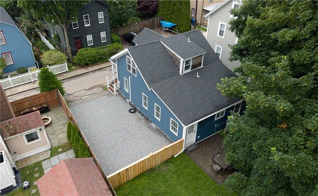 57 Callender Avenue, Newport, RI 02840
