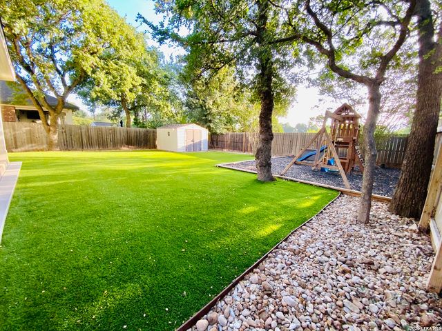24510 Brazos Stage, San Antonio, TX 78255
