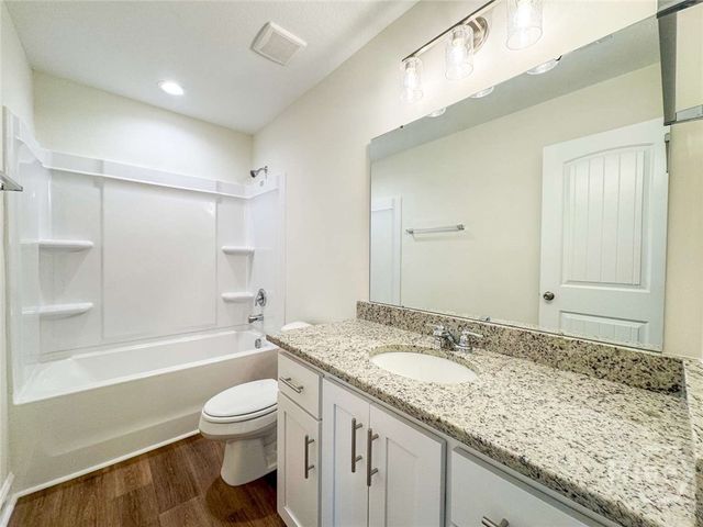 35 Hollis Lane, Midway, GA 31313