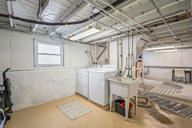 3524 Raymond Avenue, Brookfield, IL 60513