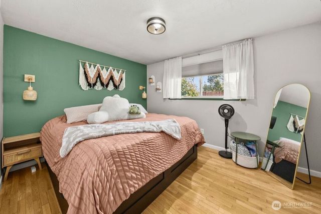 8413 Queets Drive NE, Lacey, WA 98516