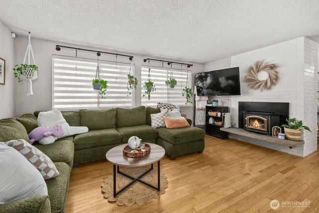 8413 Queets Drive NE, Lacey, WA 98516