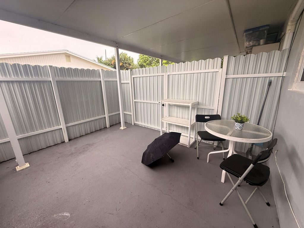 2154 Bimini Drive, West Palm Beach, FL 33406