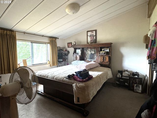 410 EVERGREEN RIDGE Rd, Riddle, OR 97469