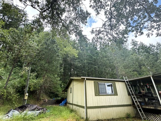 410 EVERGREEN RIDGE Rd, Riddle, OR 97469