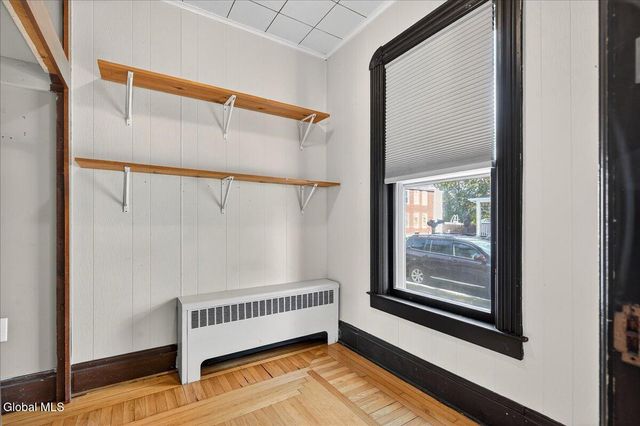 211 N 5th Avenue, Mechanicville, NY 12118