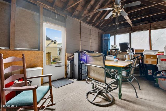 211 N 5th Avenue, Mechanicville, NY 12118