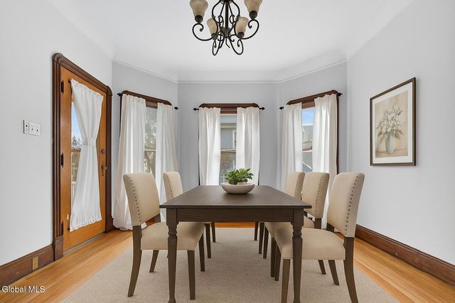 211 N 5th Avenue, Mechanicville, NY 12118