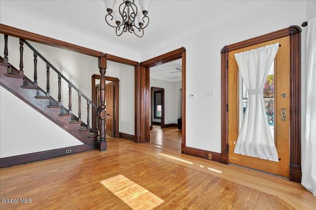 211 N 5th Avenue, Mechanicville, NY 12118