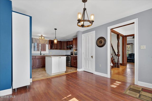 211 N 5th Avenue, Mechanicville, NY 12118