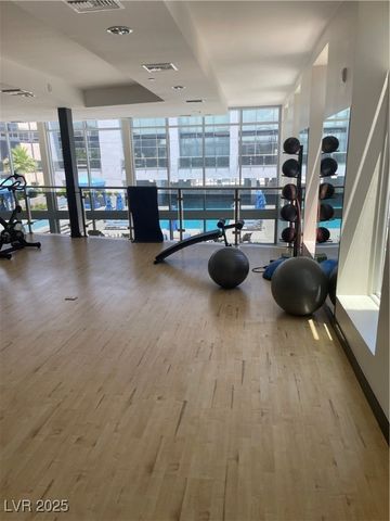 8925 West Flamingo Road 105, Las Vegas, NV 89147